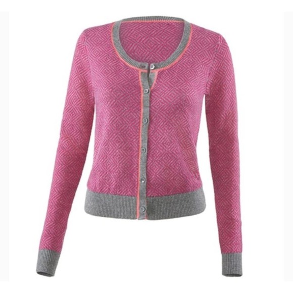 CAbi Sweaters - CABI Women's Meg Cardigan Pink Diamond Pattern Size Small